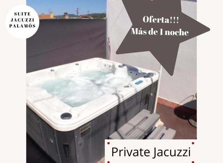 اتاق لوکس, Nueva Suite Jacuzzi Relax Beach & Mountain