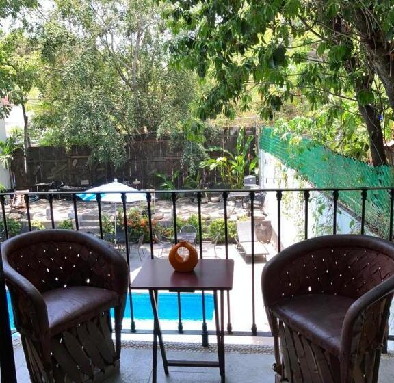 דירה בת חדר שינה 1 עם מרפסת, Ceiba Studios