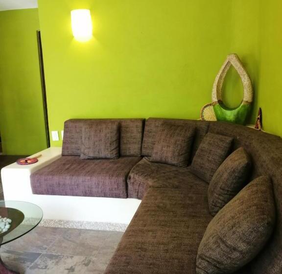 דירת חדר עם טרסה, Ceiba Studios