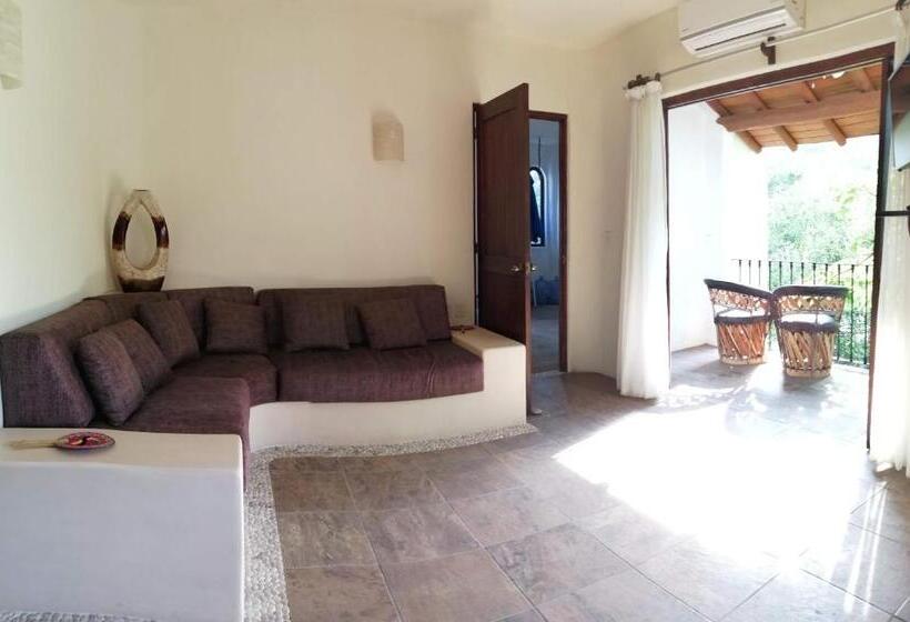 דירת חדר עם טרסה, Ceiba Studios