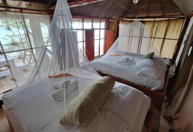 בקתה סטנדרטית, Cayuco Maya