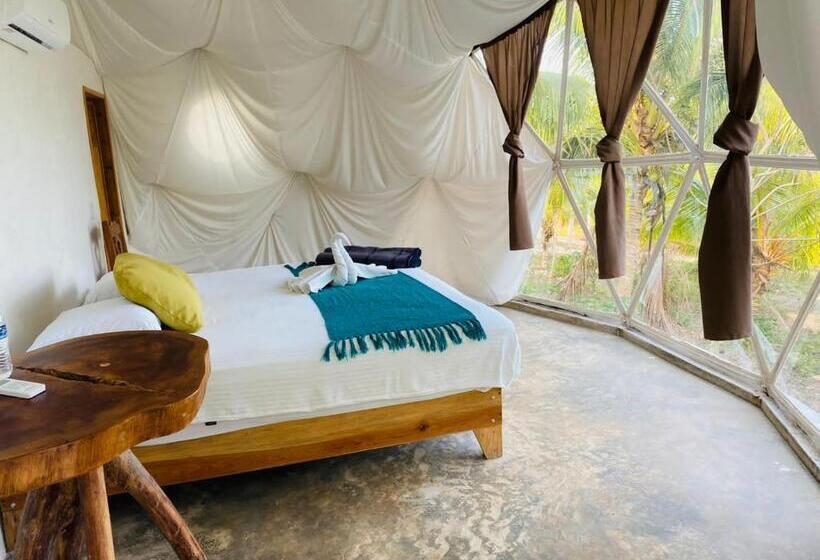 חדר סטנדרט לשלושה, Cayuco Maya