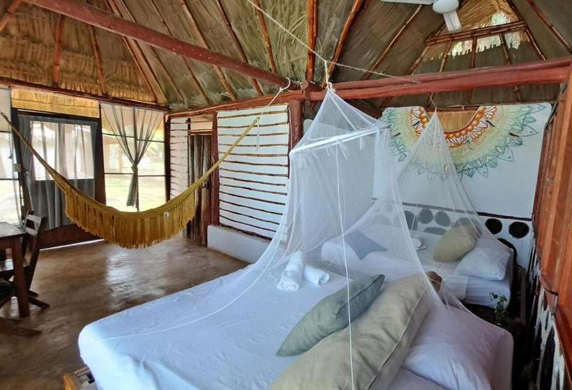 בקתת חדר, Cayuco Maya