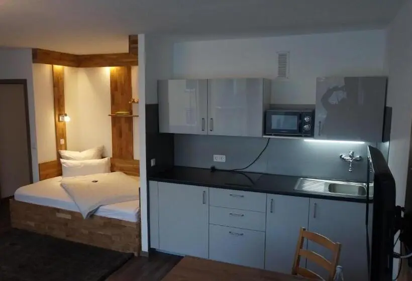 Standard-huone, Lupartment