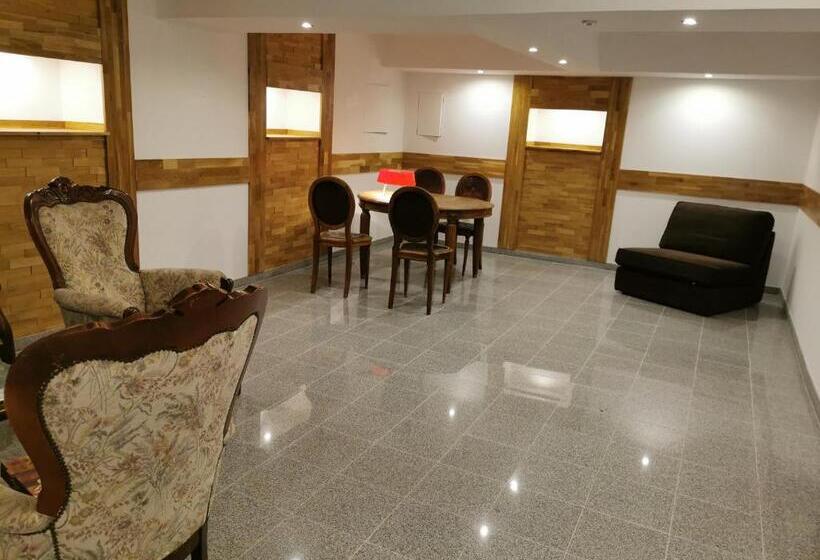 スタンダードルーム, Lupartment