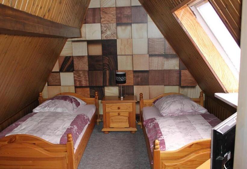 חדר סטנדרט חדר אמבטיה משותף, Eulenburg