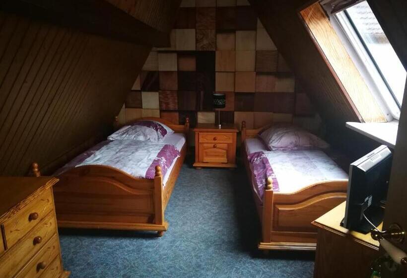 חדר סטנדרט חדר אמבטיה משותף, Eulenburg