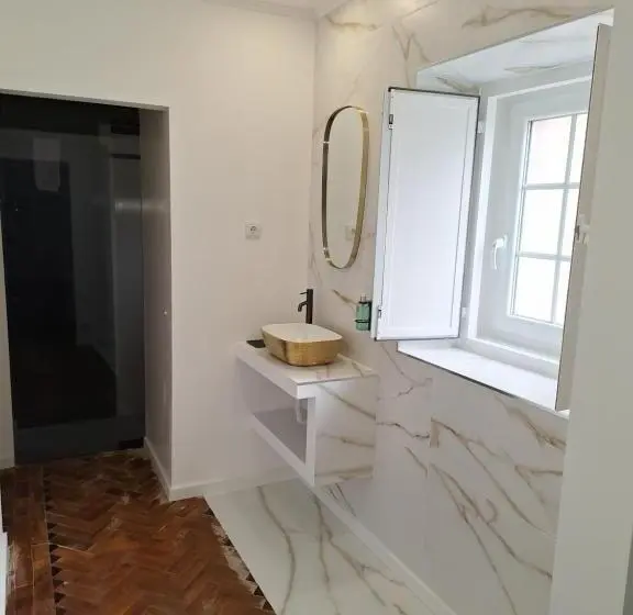 اتاق ساده سه‌ نفره, Al Penaferrim Sintra Rooms