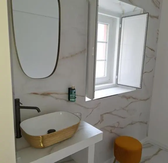اتاق ساده سه‌ نفره, Al Penaferrim Sintra Rooms