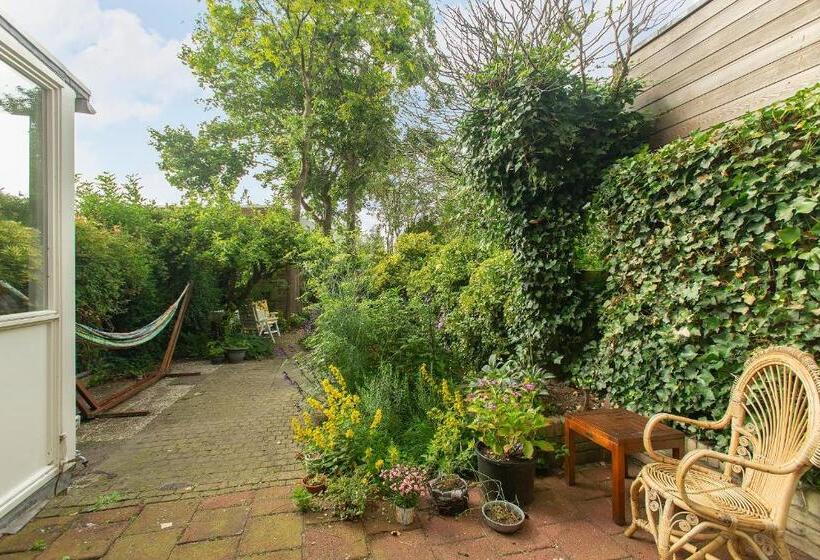 اتاق استاندارد با سرویس بهداشتی مشترک, Residentie Blijdorp