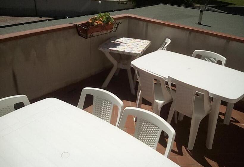 اتاق استاندارد با تخت بزرگ, Villetta Del Parco