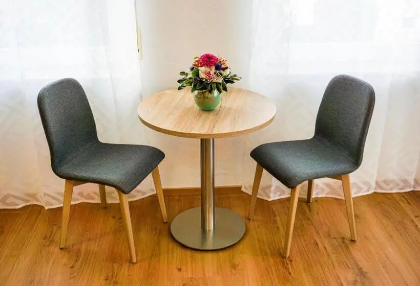デラックスルーム, Sp Appartements