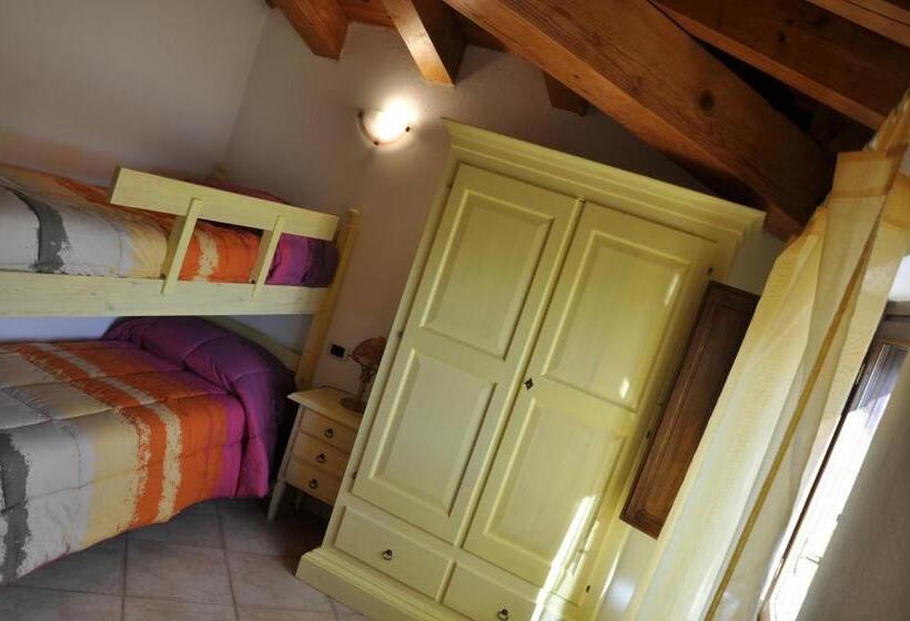 غرفة قياسية حمام مشترك, B&b Casa Ghiani