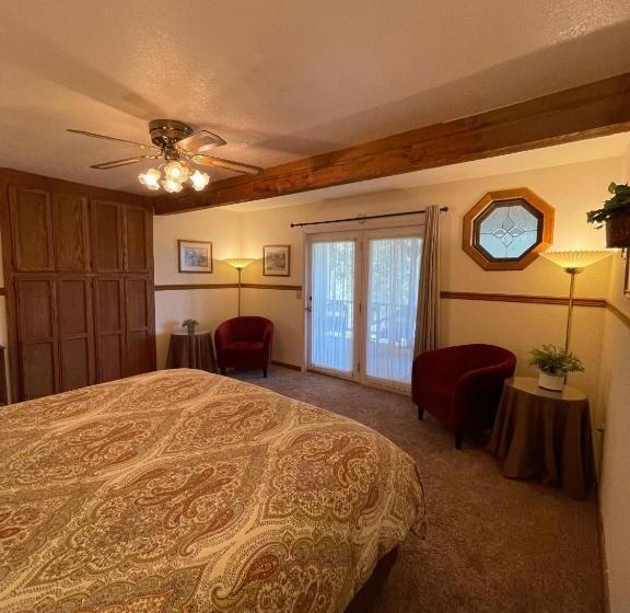 스탠다드 룸 킹사이즈 침대, Berkshire Inn