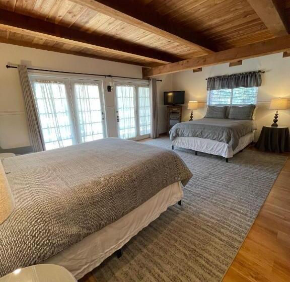 디럭스 룸, Berkshire Inn