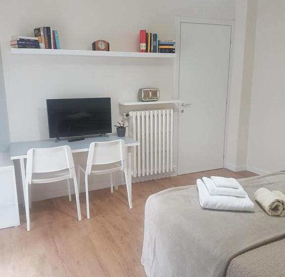 اتاق استاندارد با بالکن, Affittacamere La Scala