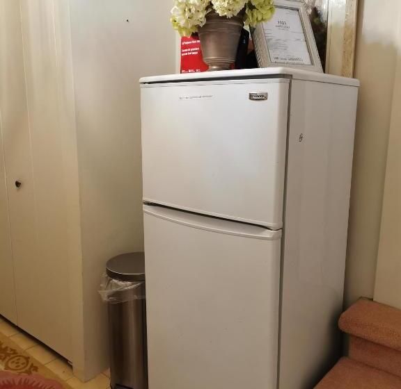 اتاق استاندارد با سرویس بهداشتی مشترک, John S House In Vancouver West