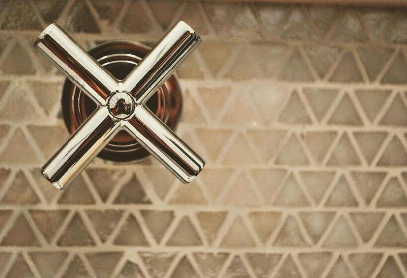 آپارتمان 1 خوابه, Dada