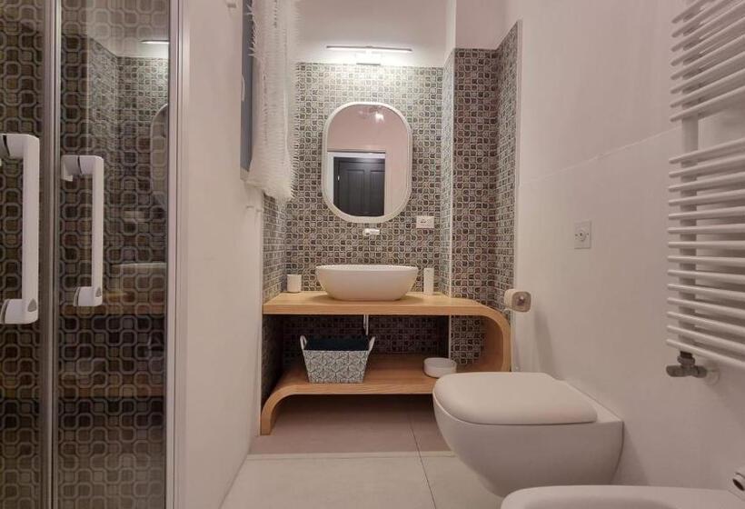 اتاق استاندارد, Dada