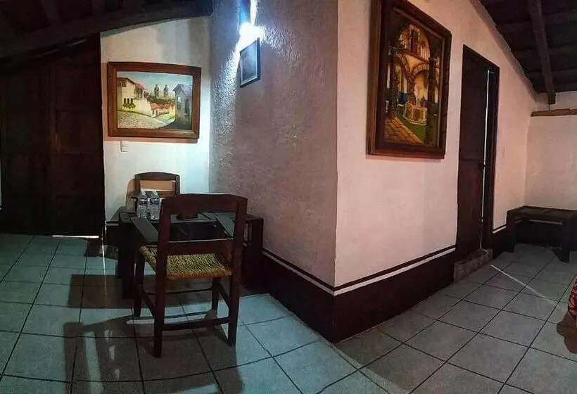 デラックスファミリールーム, La Casona De La Esmeralda