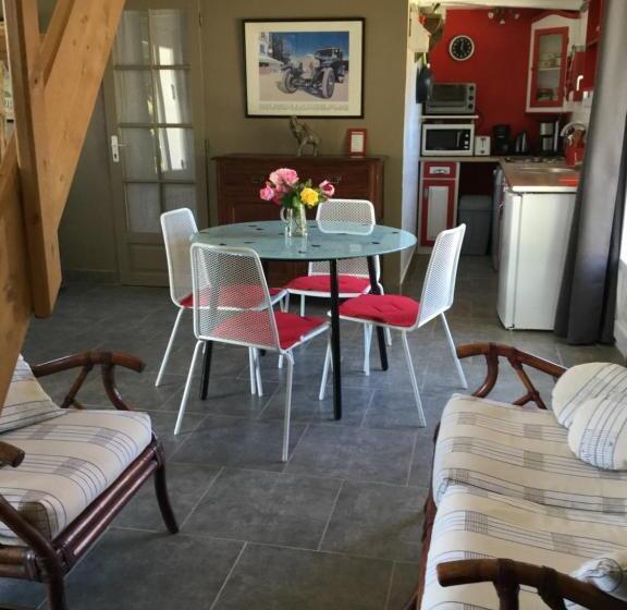 סטודיו משפחתי, Gîtes Les Amis De L Authie