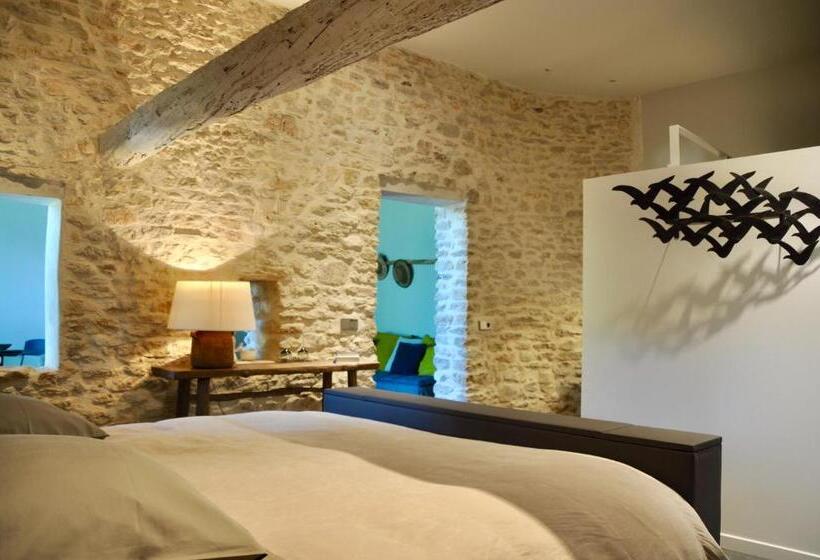 סוויטה דלוקס, Provence Km28