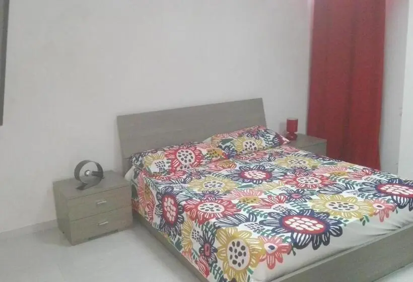 اتاق لوکس با تخت بزرگ, Sweety House