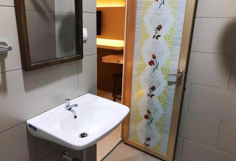 חדר דחוקס עם מיטת קינג, Villa View2 Sayriah