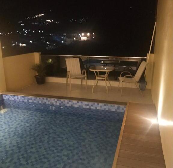 Студио Стандарт Вид на Бассейн, Villa View2 Sayriah