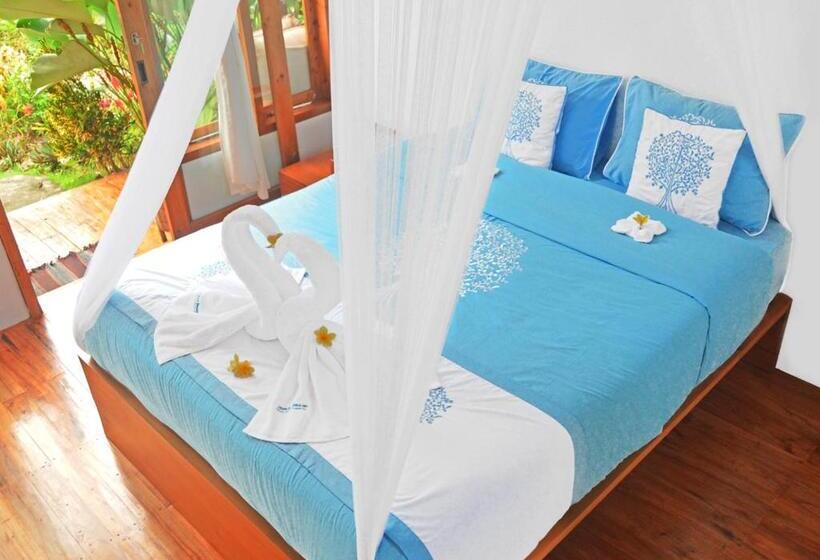 غرفة عائلية مطلّة علي الحديقة, Lagoona Beach Bungalows   Eco Stay
