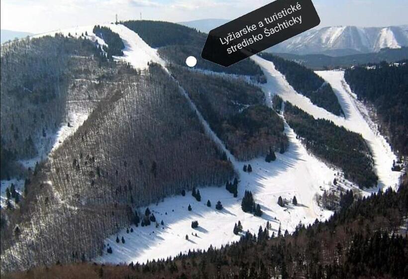 １階の１ベッドルームアパートメント, Apartmány Podlavice