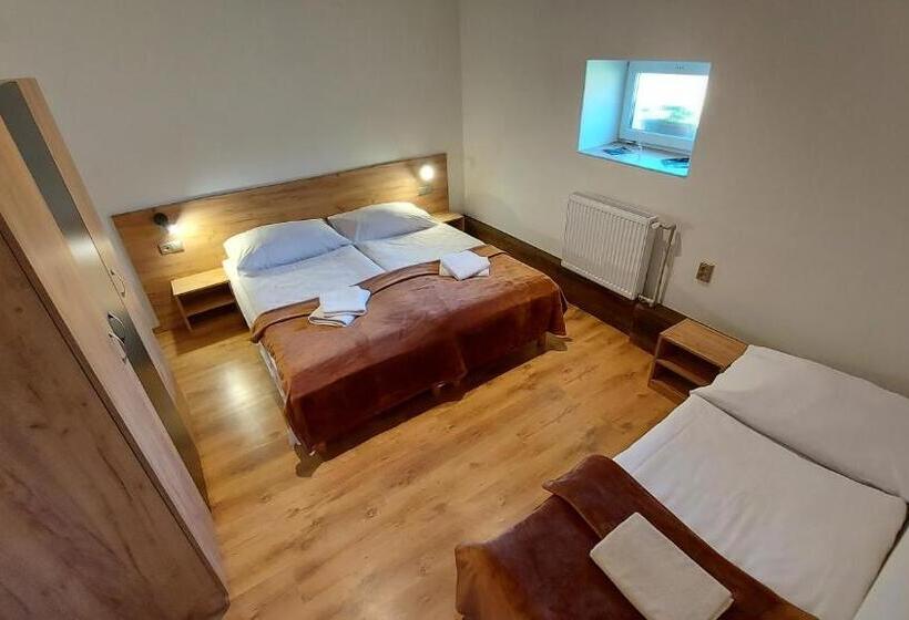 バルコニー付き１ベッドルームアパートメント, Apartmány Podlavice