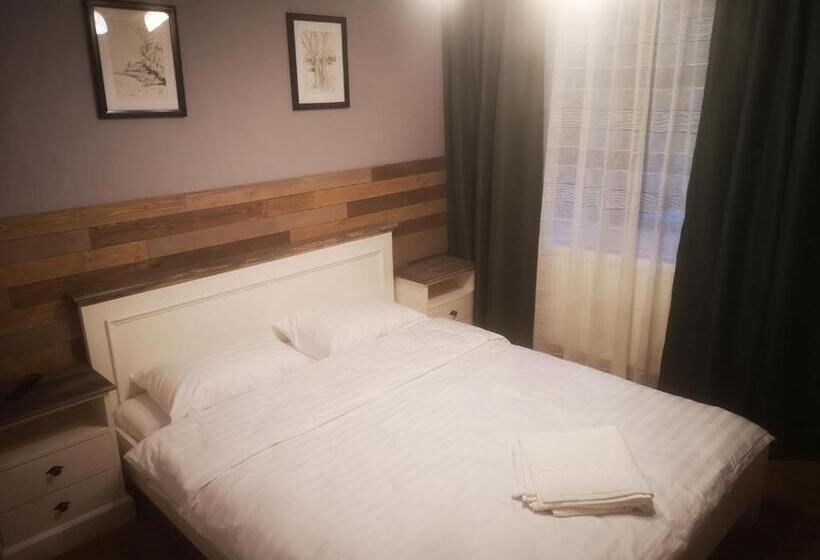 חדר סטנדרט עם מיטת קינג, Pensiunea Cheile Albacului