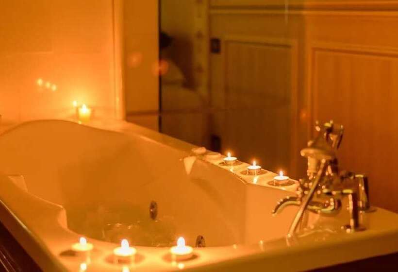 סוויטה, Villa Aultia