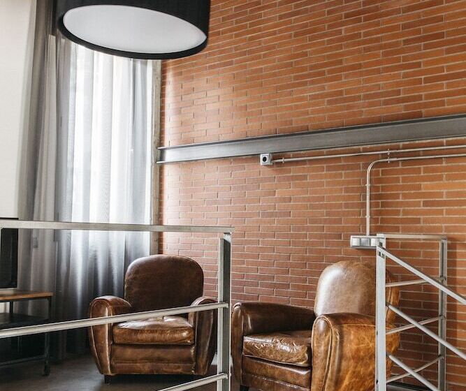 آپارتمان خانوادگی, Barcelona Apartment Republica