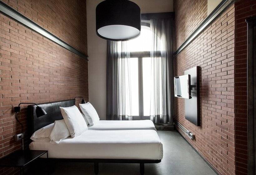 آپارتمان خانوادگی, Barcelona Apartment Republica