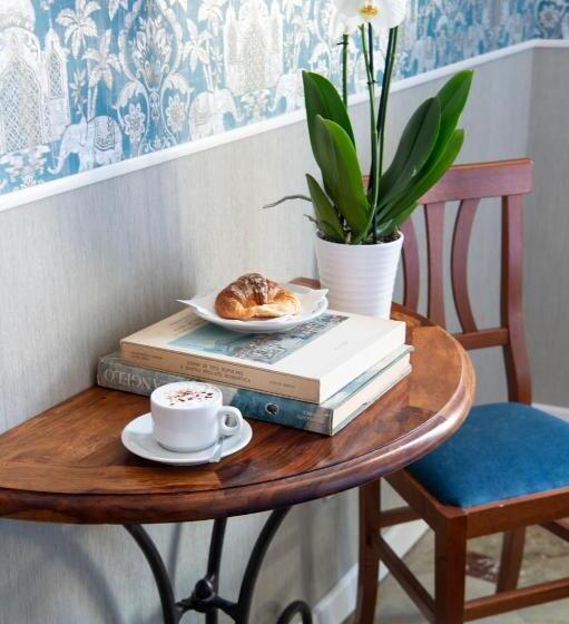 اتاق استاندارد, Welcome House