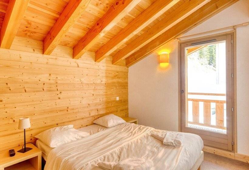 5 Bedroom Apartment, Dormio Resort Les Portes Du Grand Massif