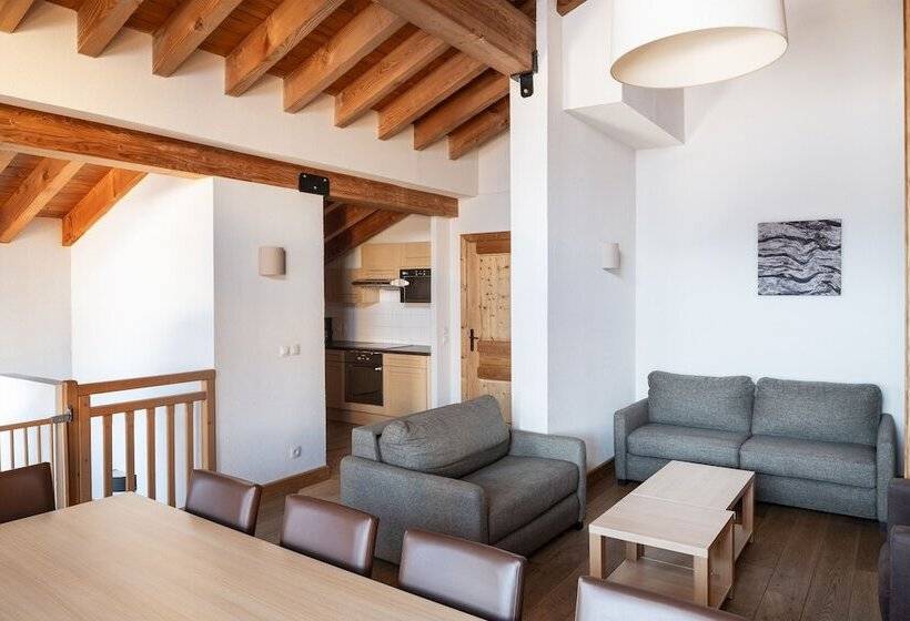 Апартаменты 5 спален, Dormio Resort Les Portes Du Grand Massif