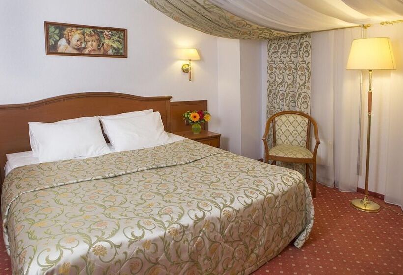 스위트, Assambleya Nikitskaya