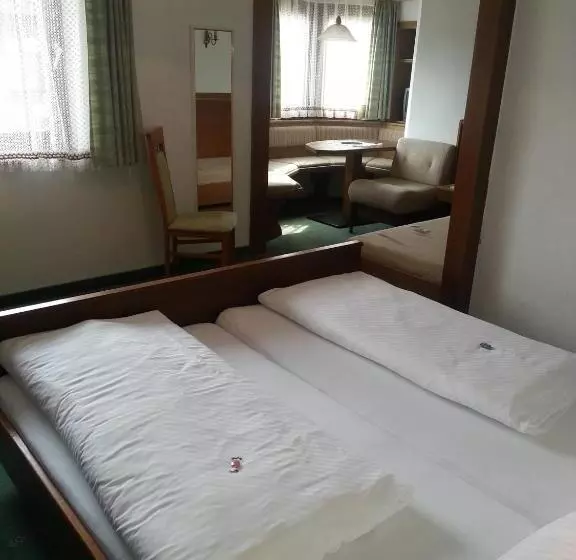 Standard-huone, Garni Dietrich