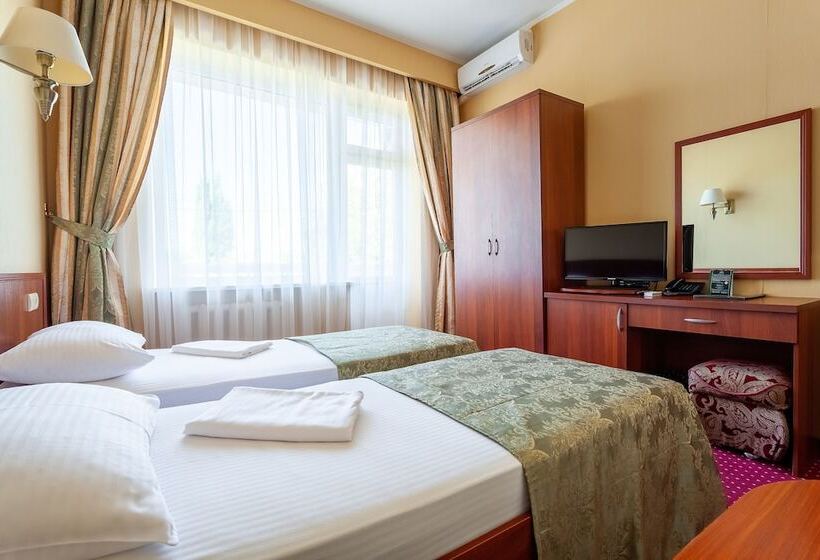 اتاق استاندارد با بالکن, Grace Nairi