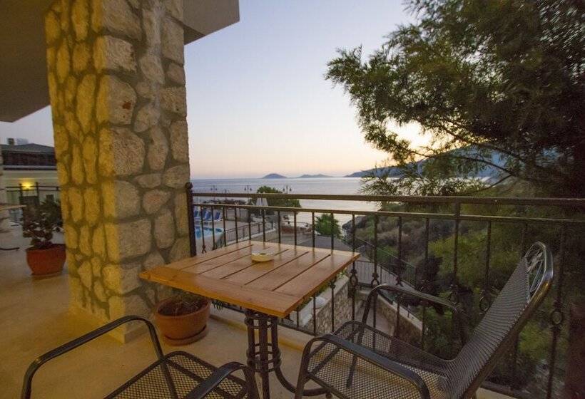 سوییت سوپریور, Kulube