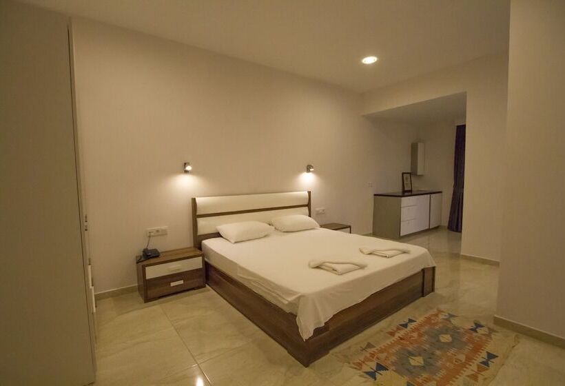 سوییت سوپریور, Kulube