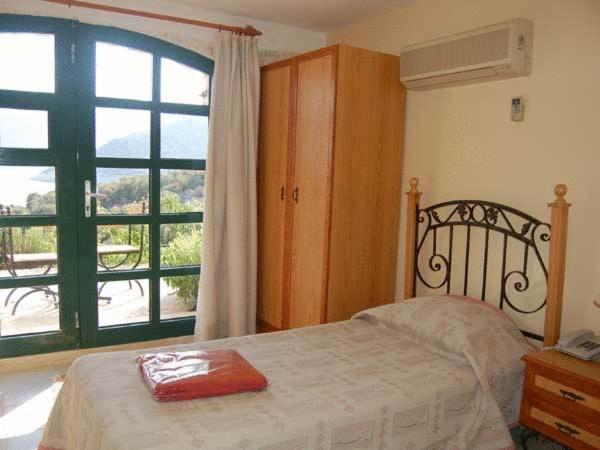 Standard Room, Kulube
