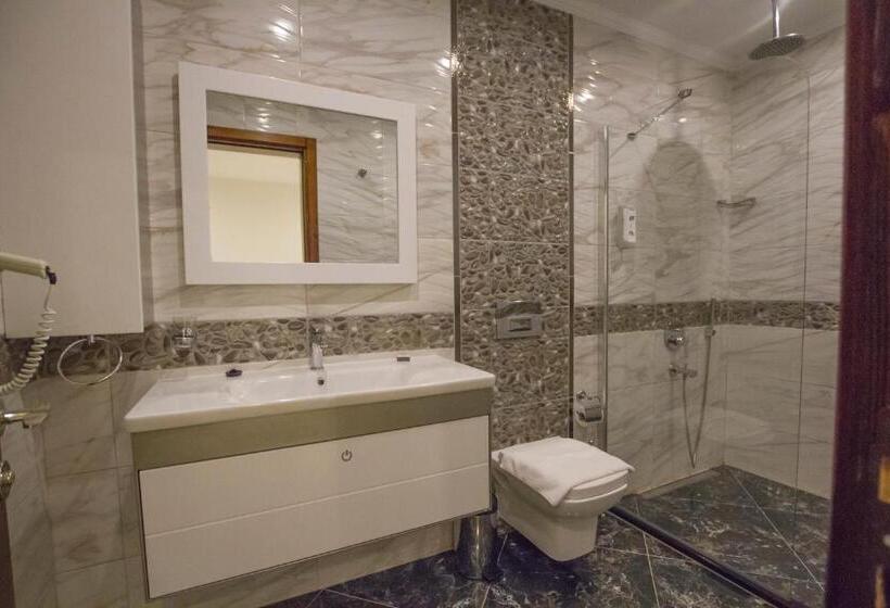 سوییت سوپریور, Kulube