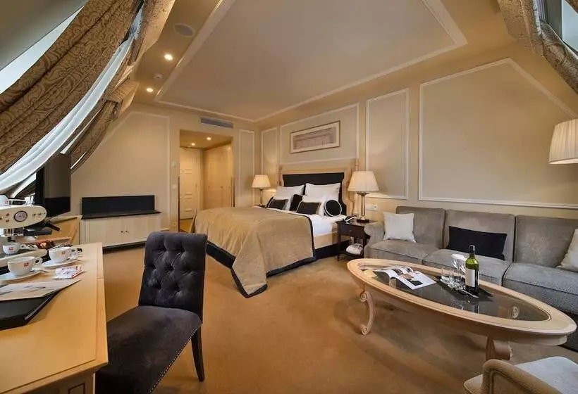 اتاق استاندارد, Loft Hotel Bratislava