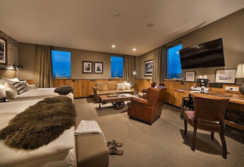 Premium Family Room, Loft Hotel Bratislava