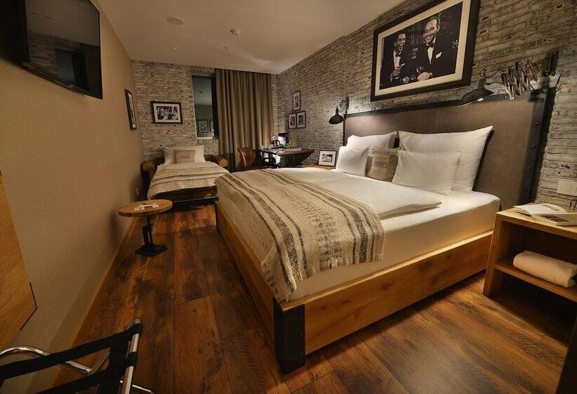 コンフォートトリプルルーム, Loft Hotel Bratislava