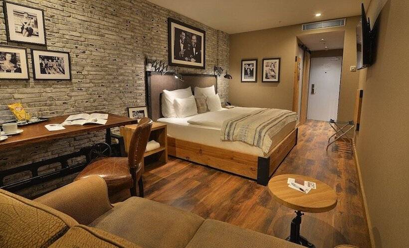コンフォートルーム, Loft Hotel Bratislava